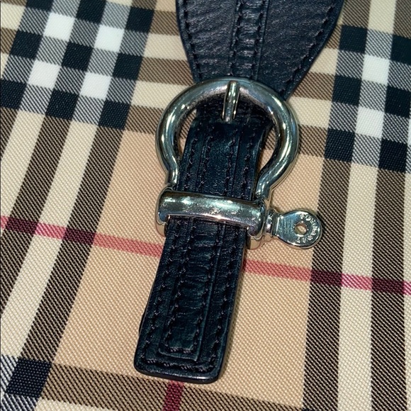 Authentic Burberry Tote - Picture 2 of 6